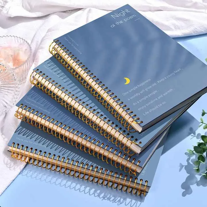 مجموعة هدايا دفتر ملاحظات وقلم حلزوني مخصص Customized Spiral Notebook and Pen Gift Set