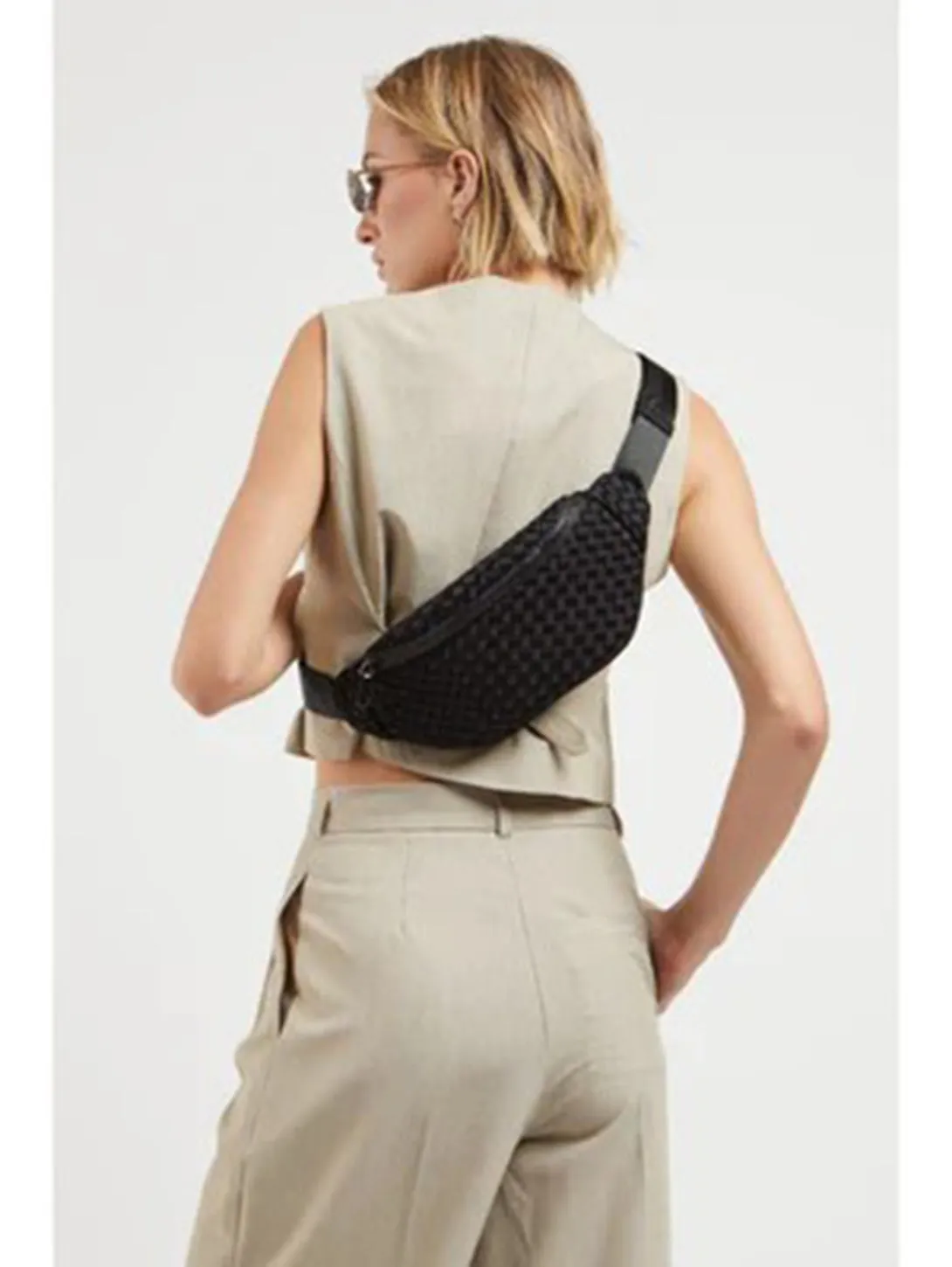 Aim High Belt Bag - Black