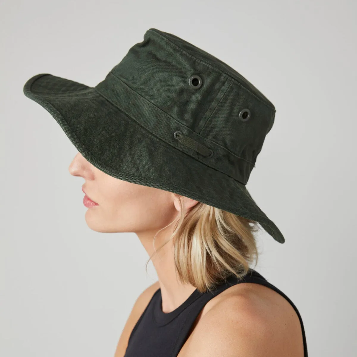T3 Vintage Wide Brim Wanderer Hat