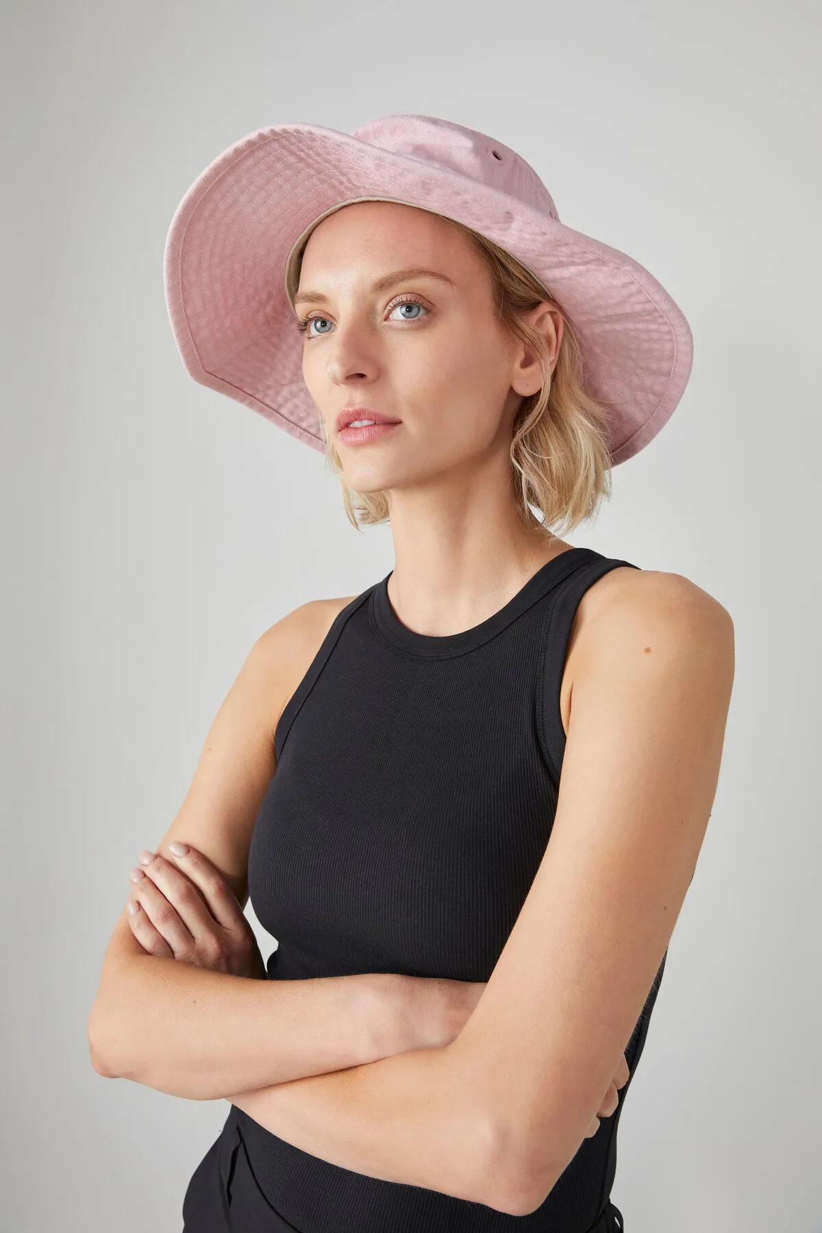 T3 Vintage Wide Brim Wanderer Hat