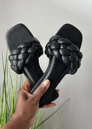 The Elle Vegan Leather Braided Slide- Black
